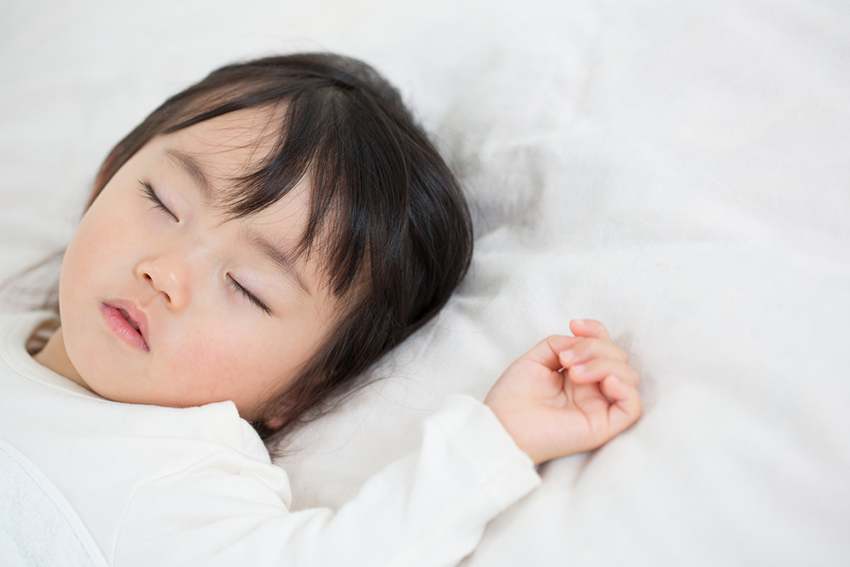 మీ పిల్లలు చక్కగా నిద్ర నిద్రపోయేలా చేయడం ఎలా? – Sleeping tips for babies
