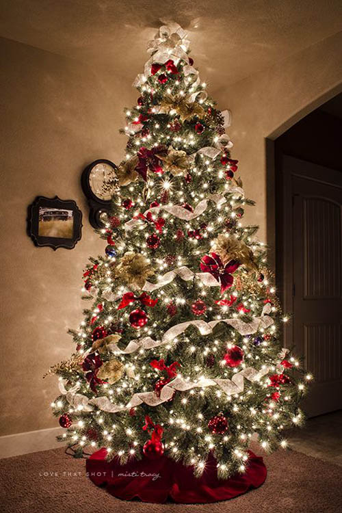 అత్యుత్తమ క్రిస్మస్ చెట్టు అలంకరణలు-Beautiful and stunning christmas tree decorations